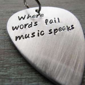 3P虐待啊啊啊啊
